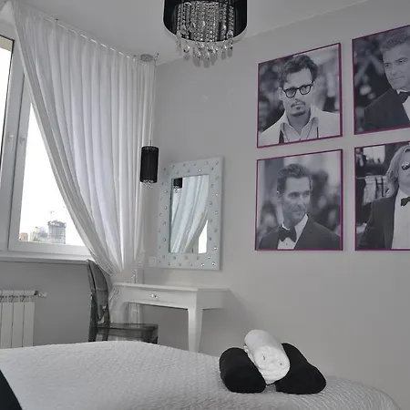 New York-mm * Warsaw