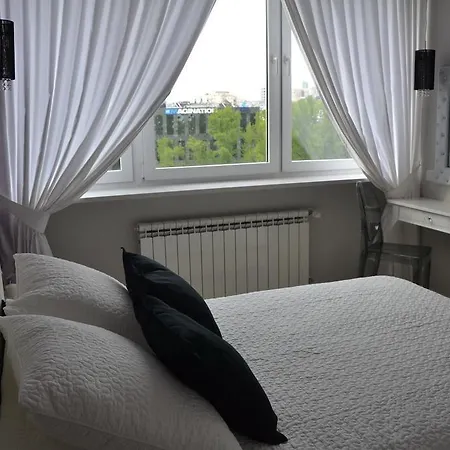 New York-mm Apartman Varsó